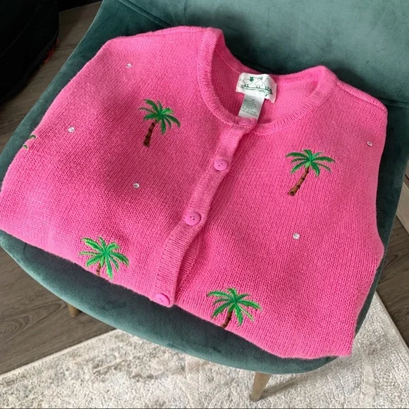 Embroidered palm trees on pink cardigan - Picture 6 of 8